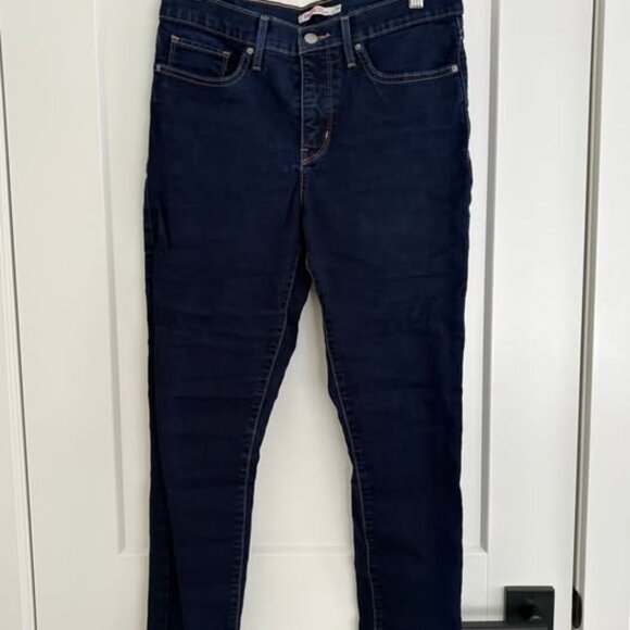 Levi's 311 Shaping Skinny Jeans - Picture 2 of 4